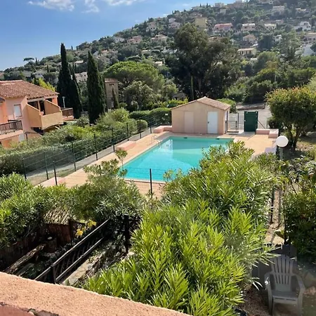 Apt With Balcony-View And Private Swimming Pool شقة *